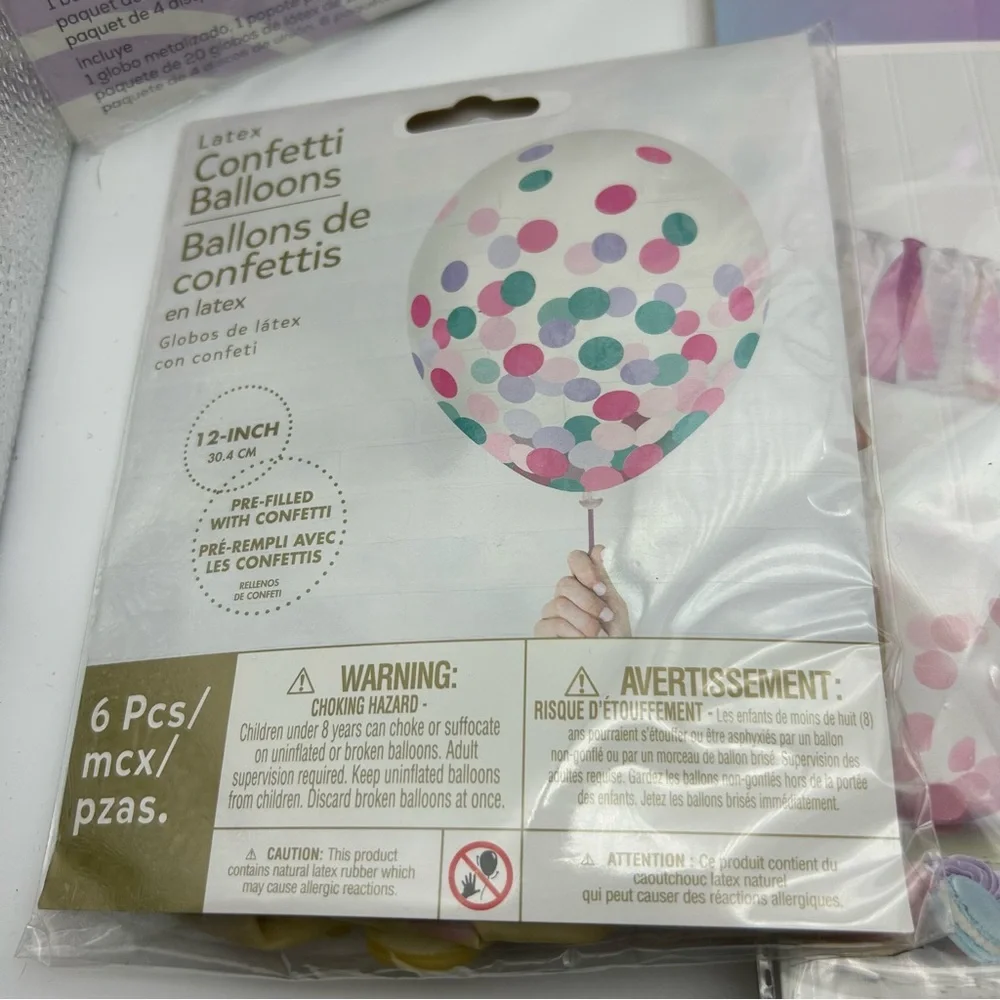 Unicorn Party Decoration Set‎ - Multicolor. More unicorn decorations in closet